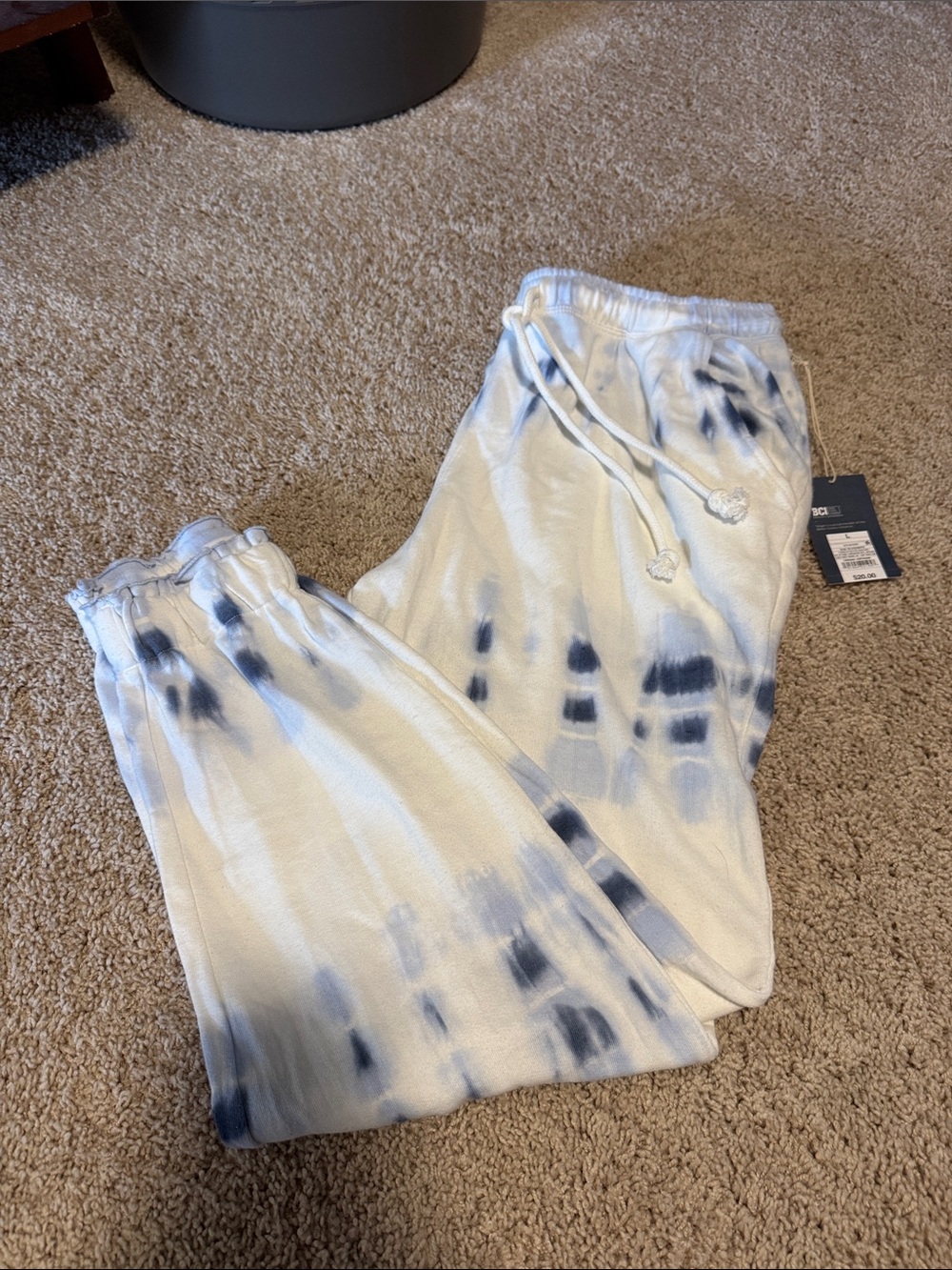 New with tags. Tie-Dye White & Navy Drawstring Sweatpants